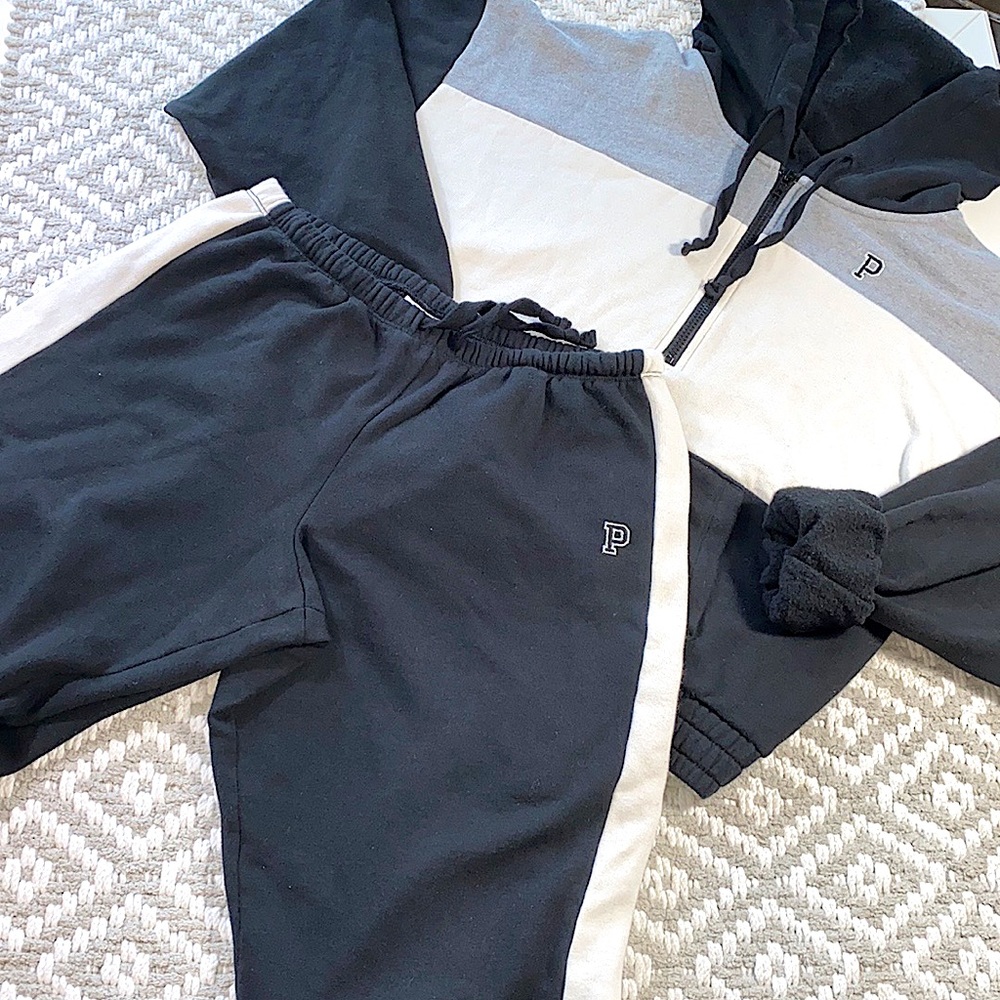 VS Pink Sweatsuit - Half Zip Hoodie/Classic Jogger